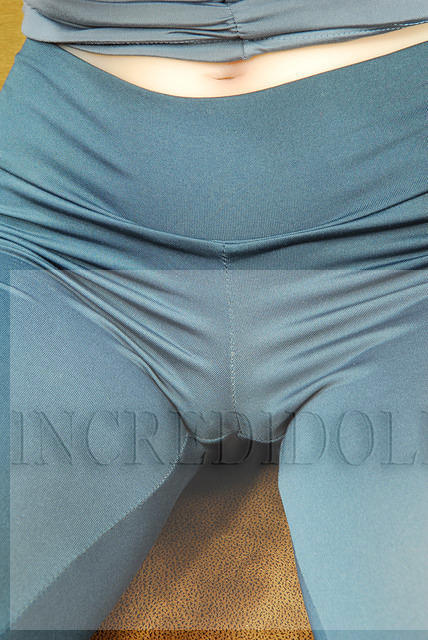 Cameltoe (011b)